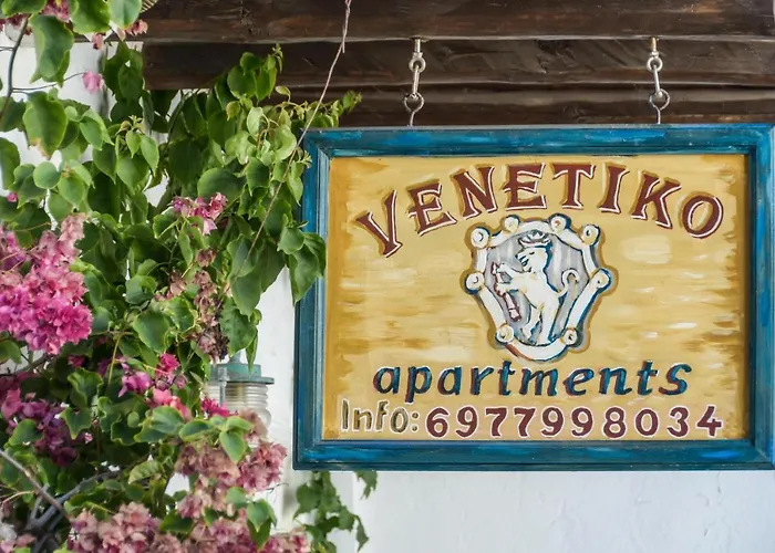 Venetiko * Naxos City